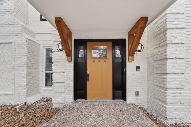 2402 Oak Shores Drive, Houston, TX 77339