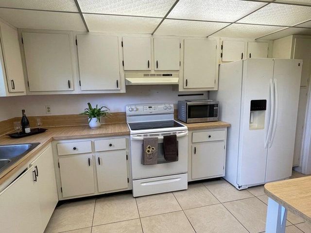 5981 Via Vermilya 106, Lake Worth, FL 33462