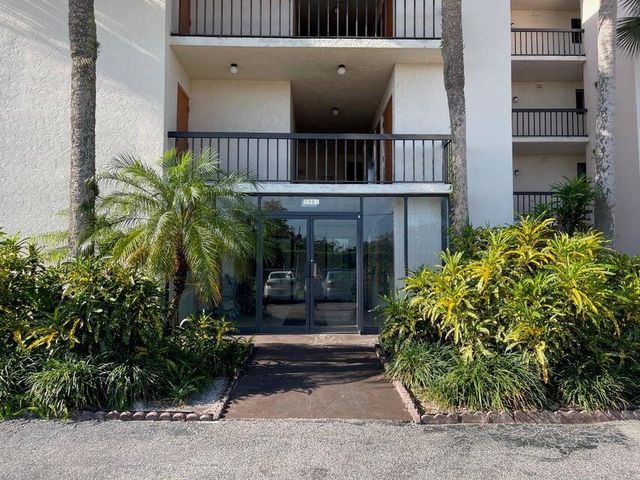 5981 Via Vermilya 106, Lake Worth, FL 33462