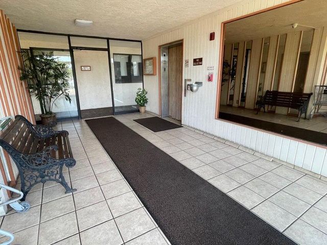 5981 Via Vermilya 106, Lake Worth, FL 33462