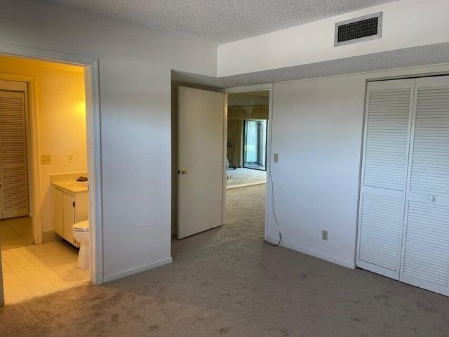 5981 Via Vermilya 106, Lake Worth, FL 33462