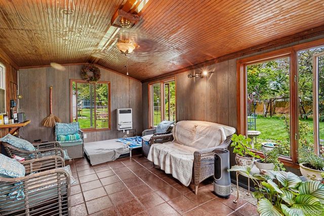 5830 Eldridge Drive, Waterford Charter Township, MI 48327