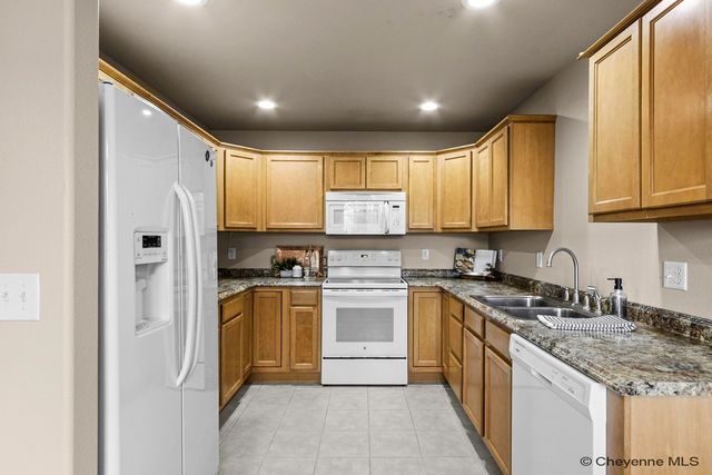 941 BALLAD LN, Cheyenne, WY 82007
