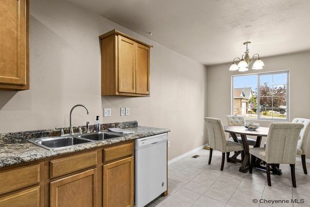 941 BALLAD LN, Cheyenne, WY 82007
