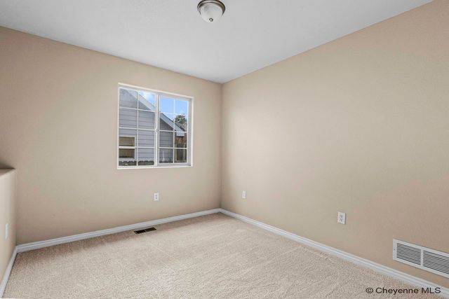 941 BALLAD LN, Cheyenne, WY 82007