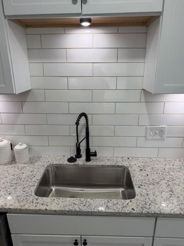 3720 Wayne Avenue, Kansas City, MO 64109