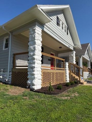 3720 Wayne Avenue, Kansas City, MO 64109