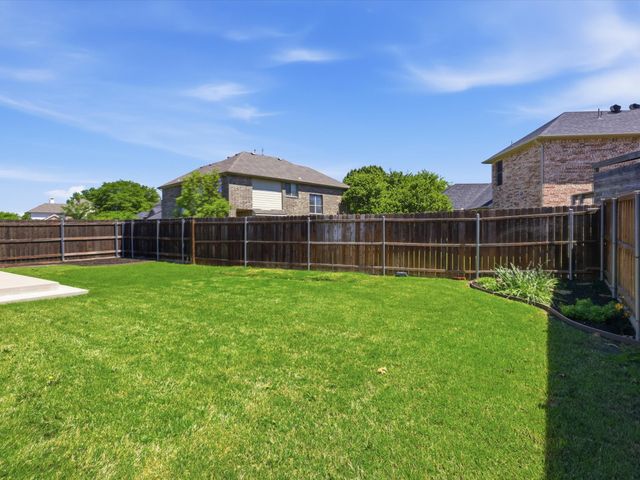 2549 Indian Hills Drive, Little Elm, TX 75068