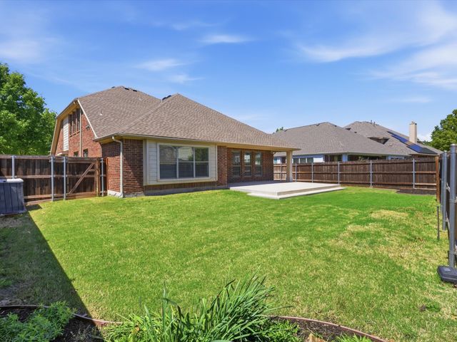 2549 Indian Hills Drive, Little Elm, TX 75068