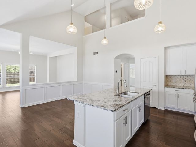 2549 Indian Hills Drive, Little Elm, TX 75068