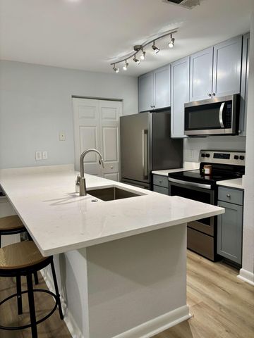 271 Alexandra Drive 6, Mount Pleasant, SC 29464