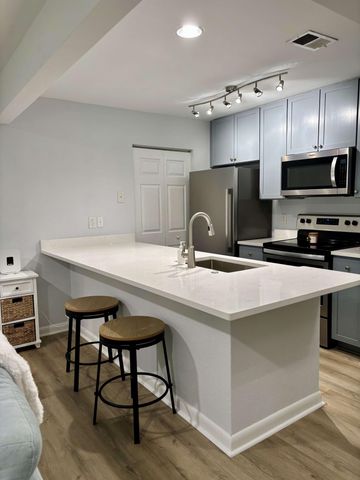 271 Alexandra Drive 6, Mount Pleasant, SC 29464