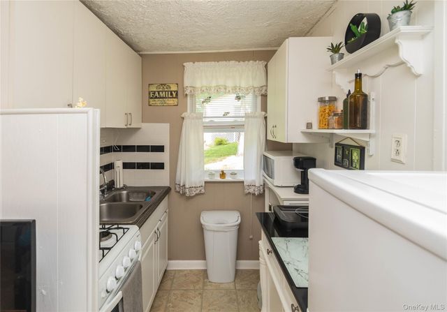 7 Brodie Road 23, Hopewell Junction, NY 12533