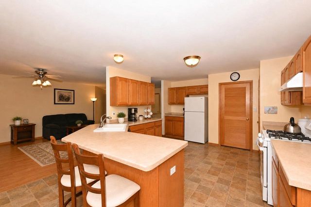 W255S8755 Hi Lo DRIVE, Mukwonago, WI 53149