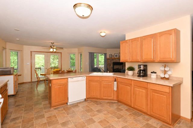 W255S8755 Hi Lo DRIVE, Mukwonago, WI 53149