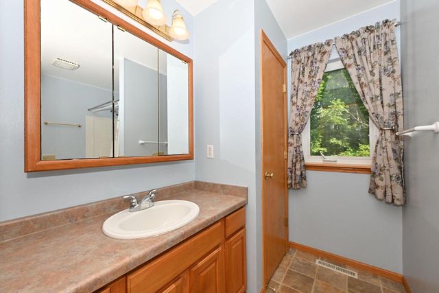 W255S8755 Hi Lo DRIVE, Mukwonago, WI 53149