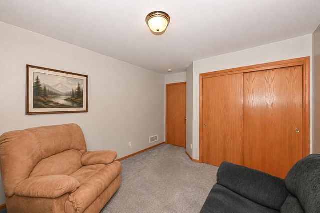 W255S8755 Hi Lo DRIVE, Mukwonago, WI 53149