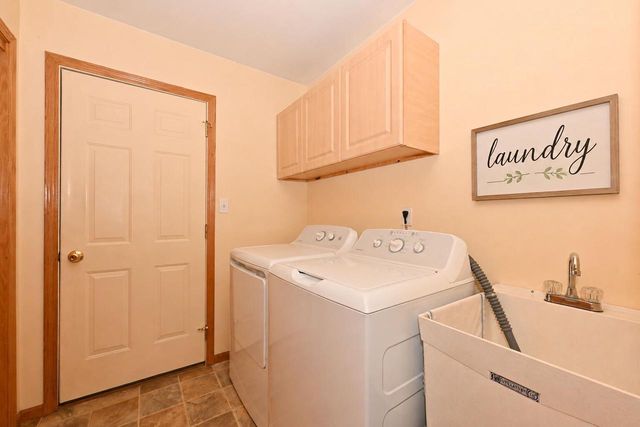 W255S8755 Hi Lo DRIVE, Mukwonago, WI 53149