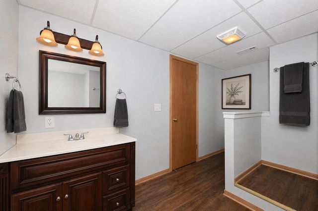 W255S8755 Hi Lo DRIVE, Mukwonago, WI 53149