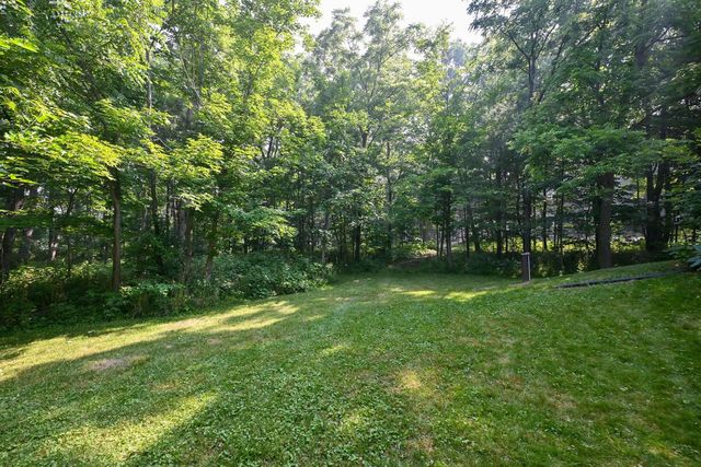 W255S8755 Hi Lo DRIVE, Mukwonago, WI 53149