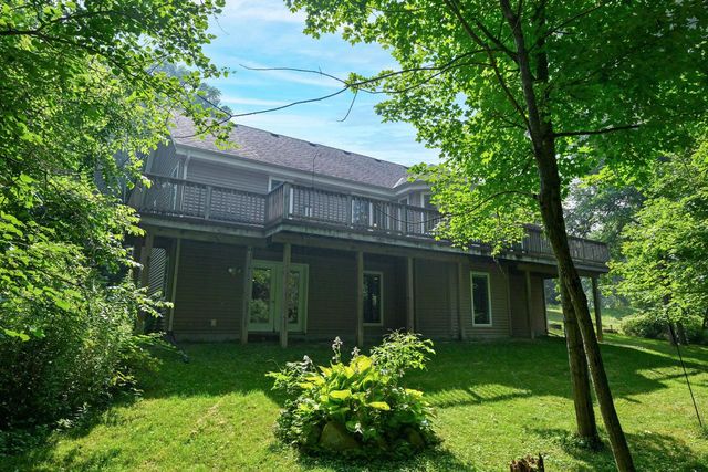 W255S8755 Hi Lo DRIVE, Mukwonago, WI 53149