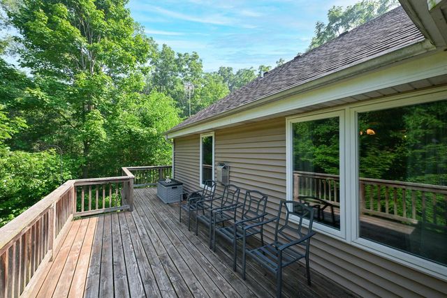 W255S8755 Hi Lo DRIVE, Mukwonago, WI 53149