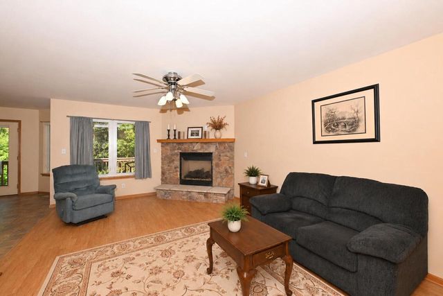 W255S8755 Hi Lo DRIVE, Mukwonago, WI 53149