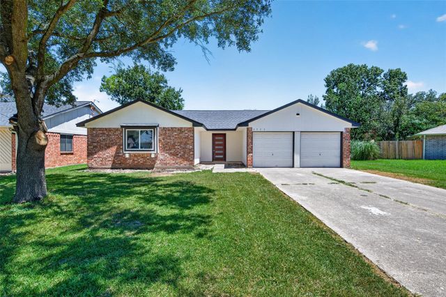 3711 Camphor Drive, Houston, TX 77082
