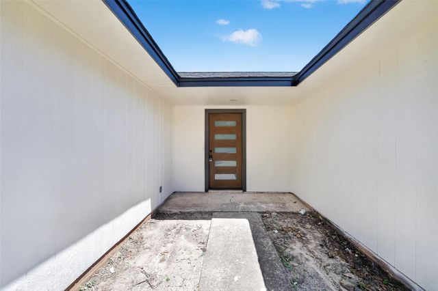 3711 Camphor Drive, Houston, TX 77082