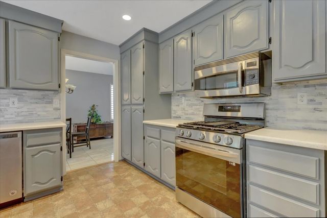 5809 Laguna Quail Way, Elk Grove, CA 95758