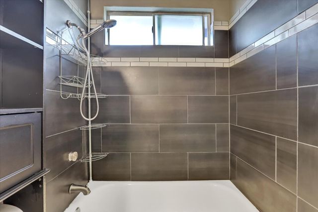 5809 Laguna Quail Way, Elk Grove, CA 95758