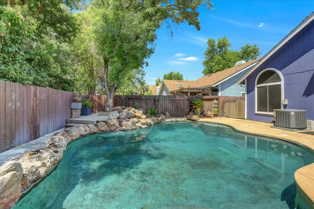 5809 Laguna Quail Way, Elk Grove, CA 95758