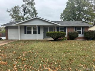 675 Lawnview Drive, Florissant, MO 63031