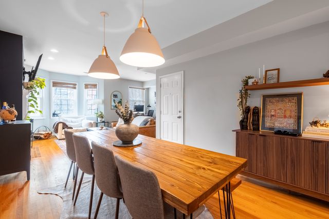 1427 N Bosworth Avenue 2, Chicago, IL 60642