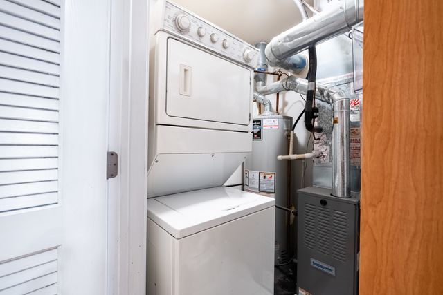 1427 N Bosworth Avenue 2, Chicago, IL 60642