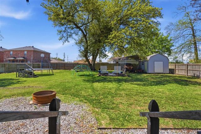 4022 Auburn Street, Lake Charles, LA 70607