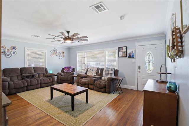 4022 Auburn Street, Lake Charles, LA 70607