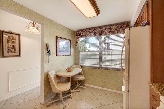 2902 Victoria Circle J-2, Coconut Creek, FL 33066