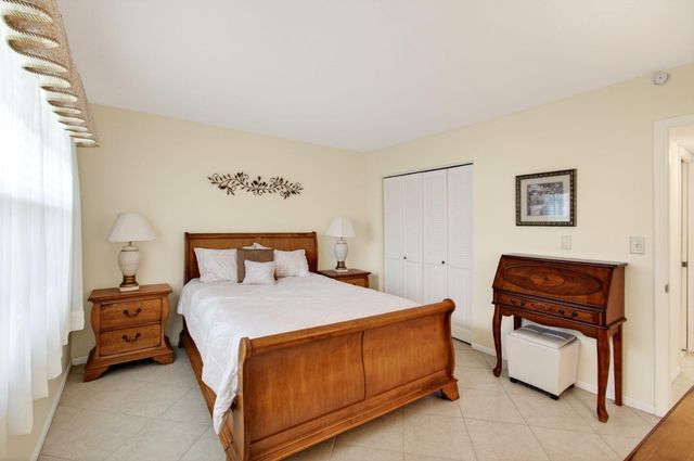 2902 Victoria Circle J-2, Coconut Creek, FL 33066