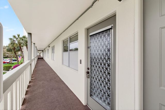 2902 Victoria Circle J-2, Coconut Creek, FL 33066