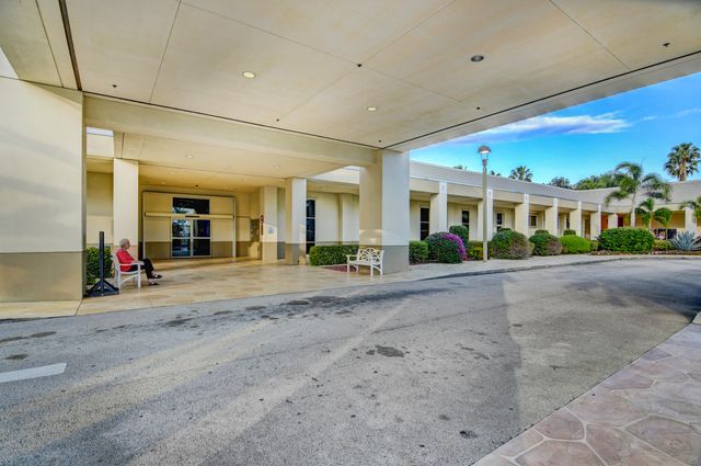 2902 Victoria Circle J-2, Coconut Creek, FL 33066