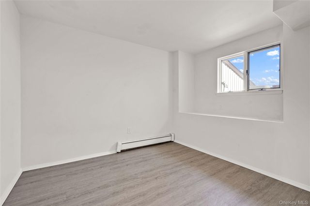 120-09 Riviera Court 10B, College Point, NY 11356