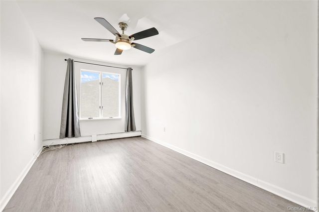 120-09 Riviera Court 10B, College Point, NY 11356