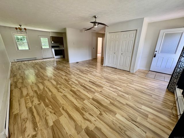 73 Horse Pond Road APT K, Salem, CT 06420