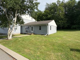 73 Horse Pond Road APT K, Salem, CT 06420