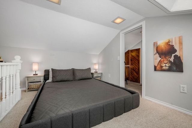 2240 Lawndale Drive, Dallas, TX 75211