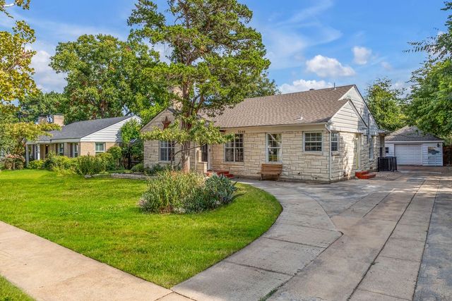 2240 Lawndale Drive, Dallas, TX 75211