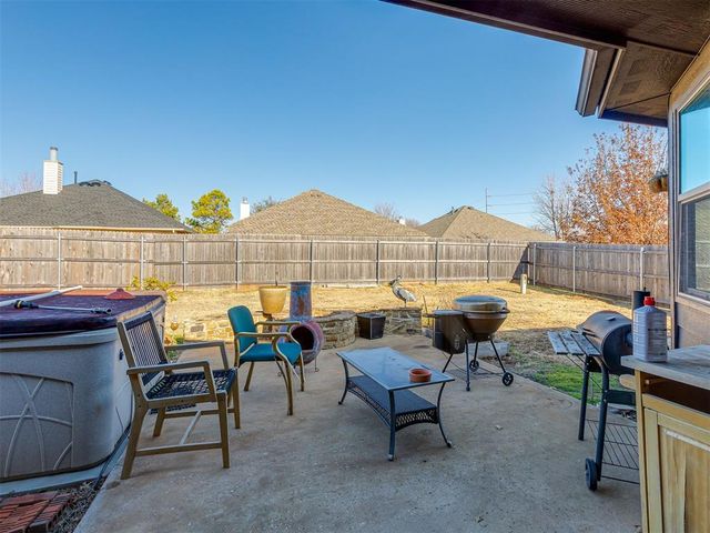 2113 NW 157th Terrace, Edmond, OK 73013