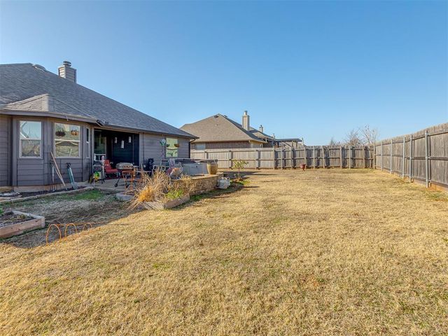2113 NW 157th Terrace, Edmond, OK 73013