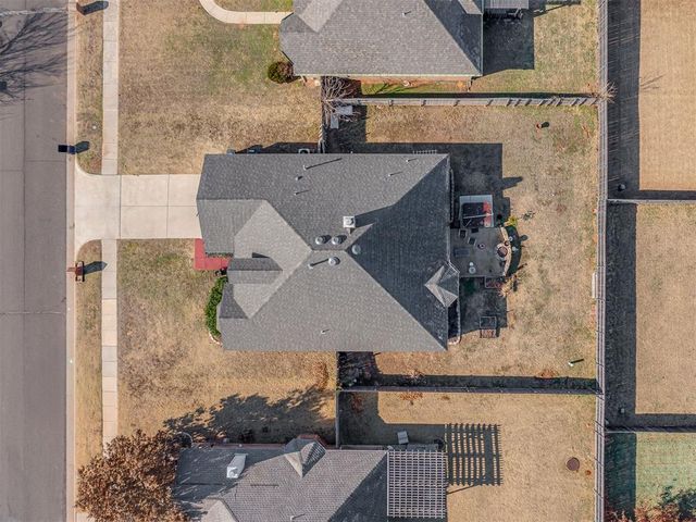2113 NW 157th Terrace, Edmond, OK 73013